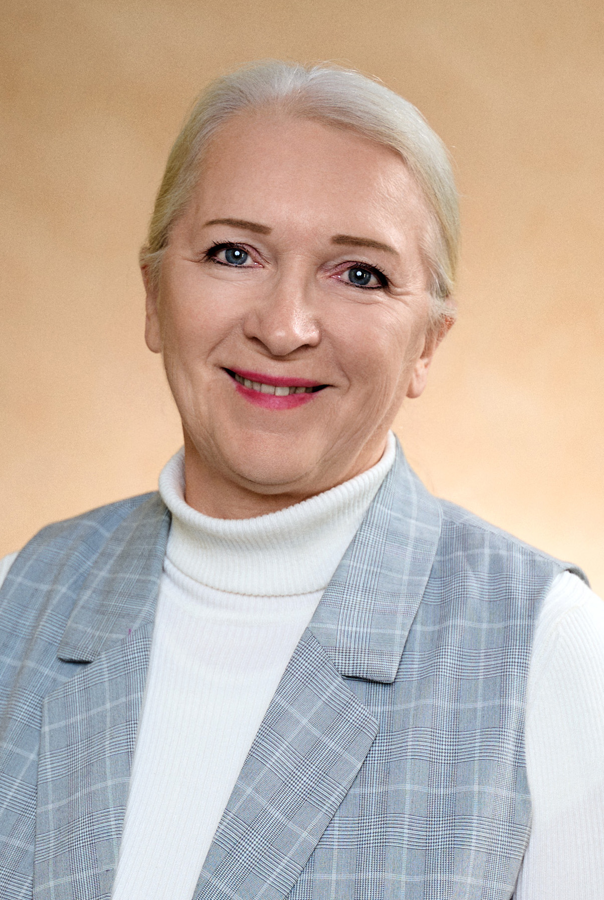 Шишкова Людмила Николаевна.